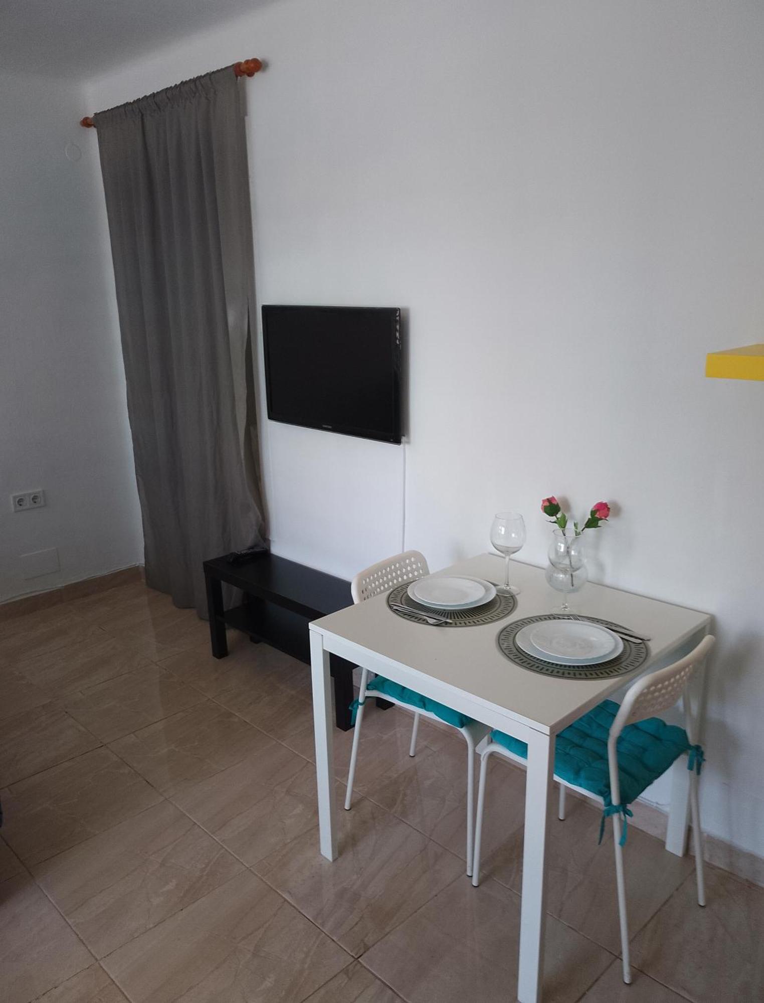 Apartamento Serrano Málaga Esterno foto