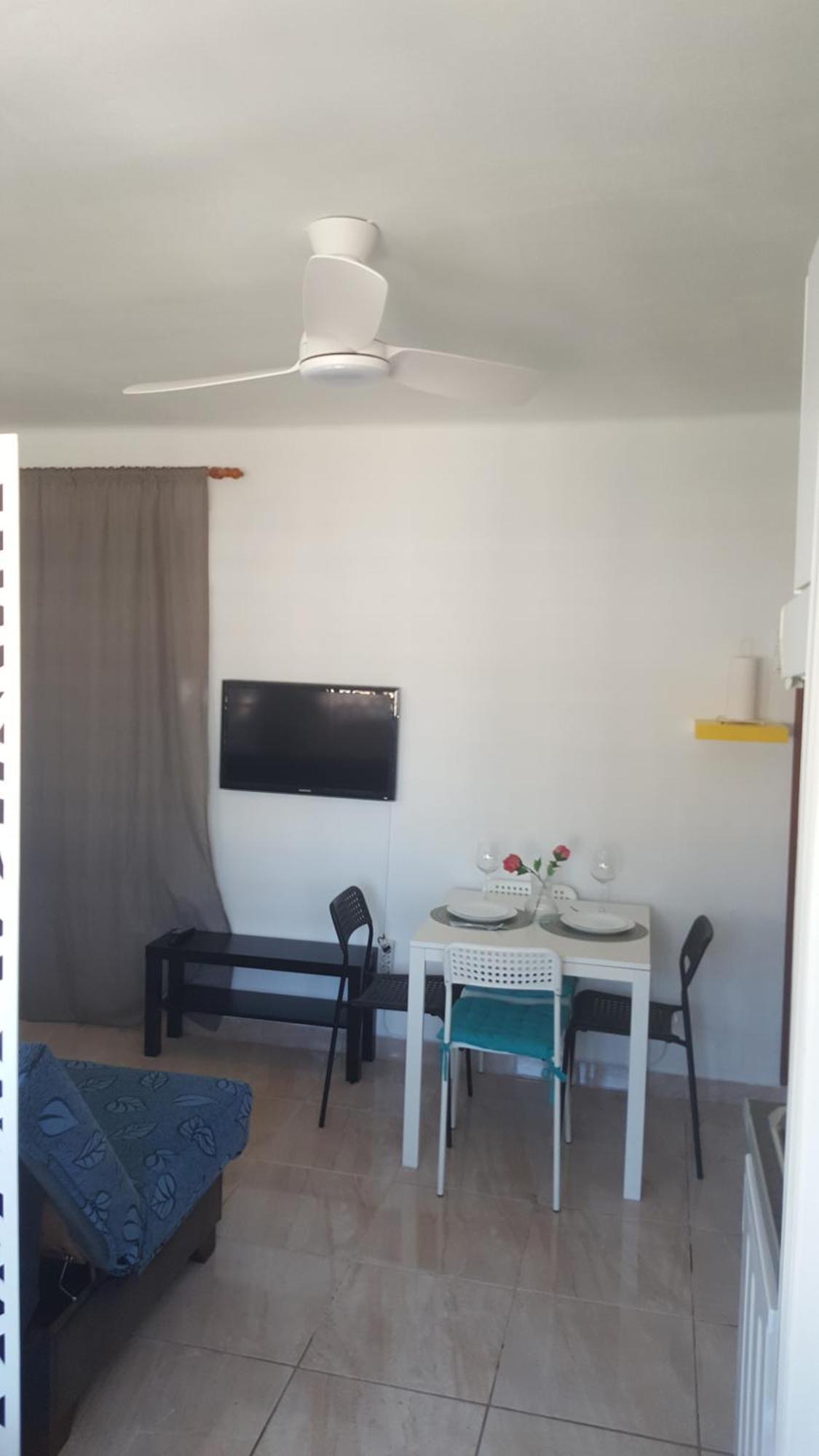 Apartamento Serrano Málaga Esterno foto